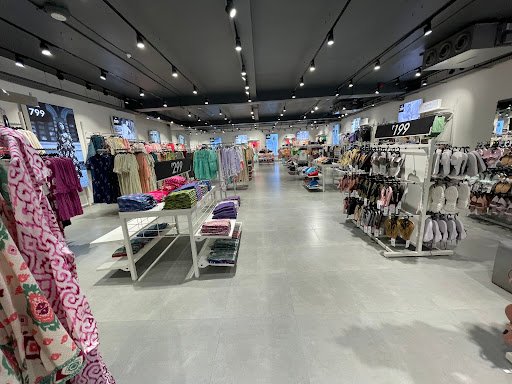 Zudio - Malka Ganj, Delhi Zudio - Malka Ganj, Delhi