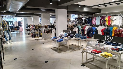 Zudio - Commercial Street, Bengaluru