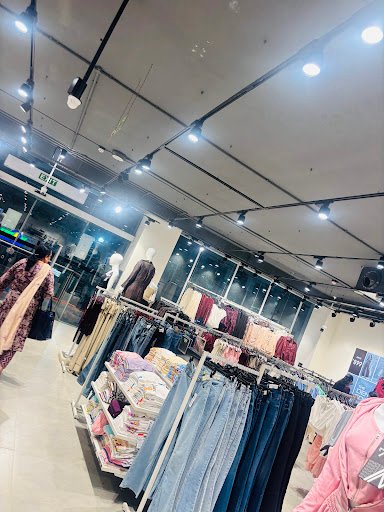 Zudio - NU Tech Zarina Towers, Chennai Zudio - NU Tech Zarina Towers, Chennai