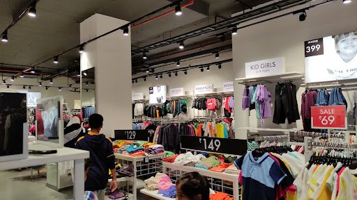 Zudio - Sarath City Capital Mall, Hyderabad