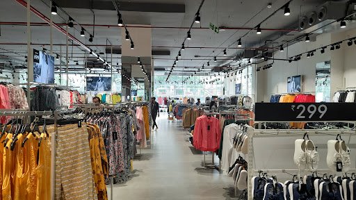 Zudio - SB Park, Indore Zudio - SB Park, Indore