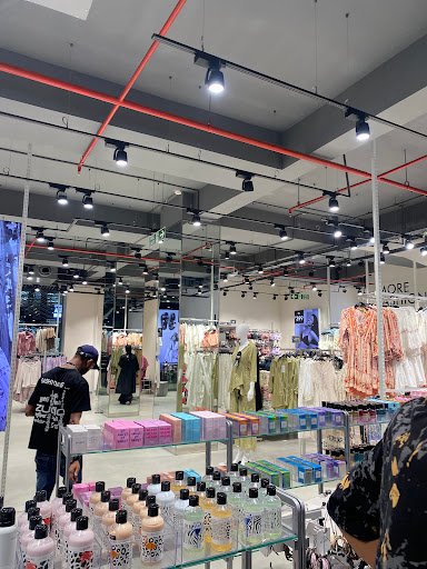 Zudio - Signature Business Park, Bhopal