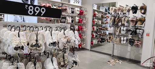 Zudio - Siddheshwar Havelock, Vadodara Zudio - Siddheshwar Havelock, Vadodara