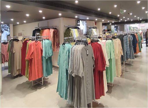 Zudio - Dhanushree Complex, Varanasi