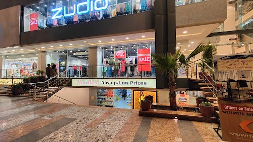 Zudio - Keshar Towers, Gwalior