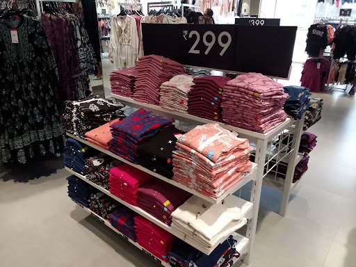 Zudio - BLV Emporium, Karunagappally Zudio - BLV Emporium, Karunagappally