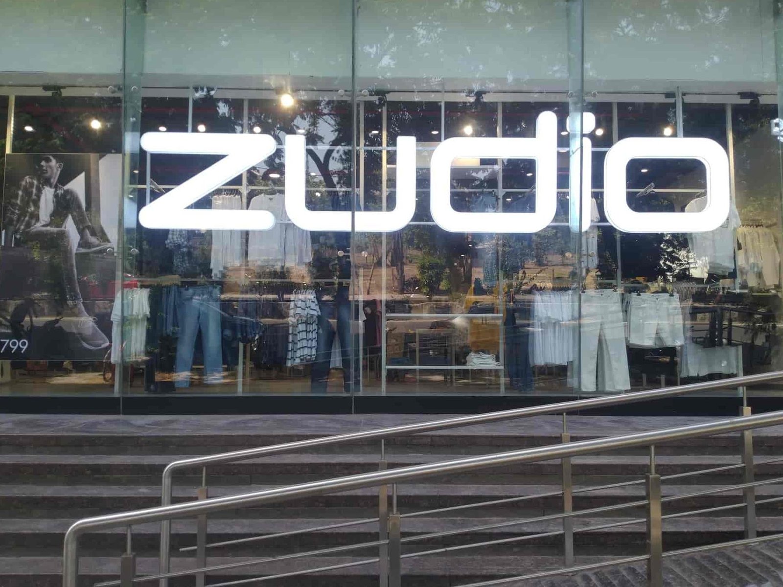 the best zudio in anand 2