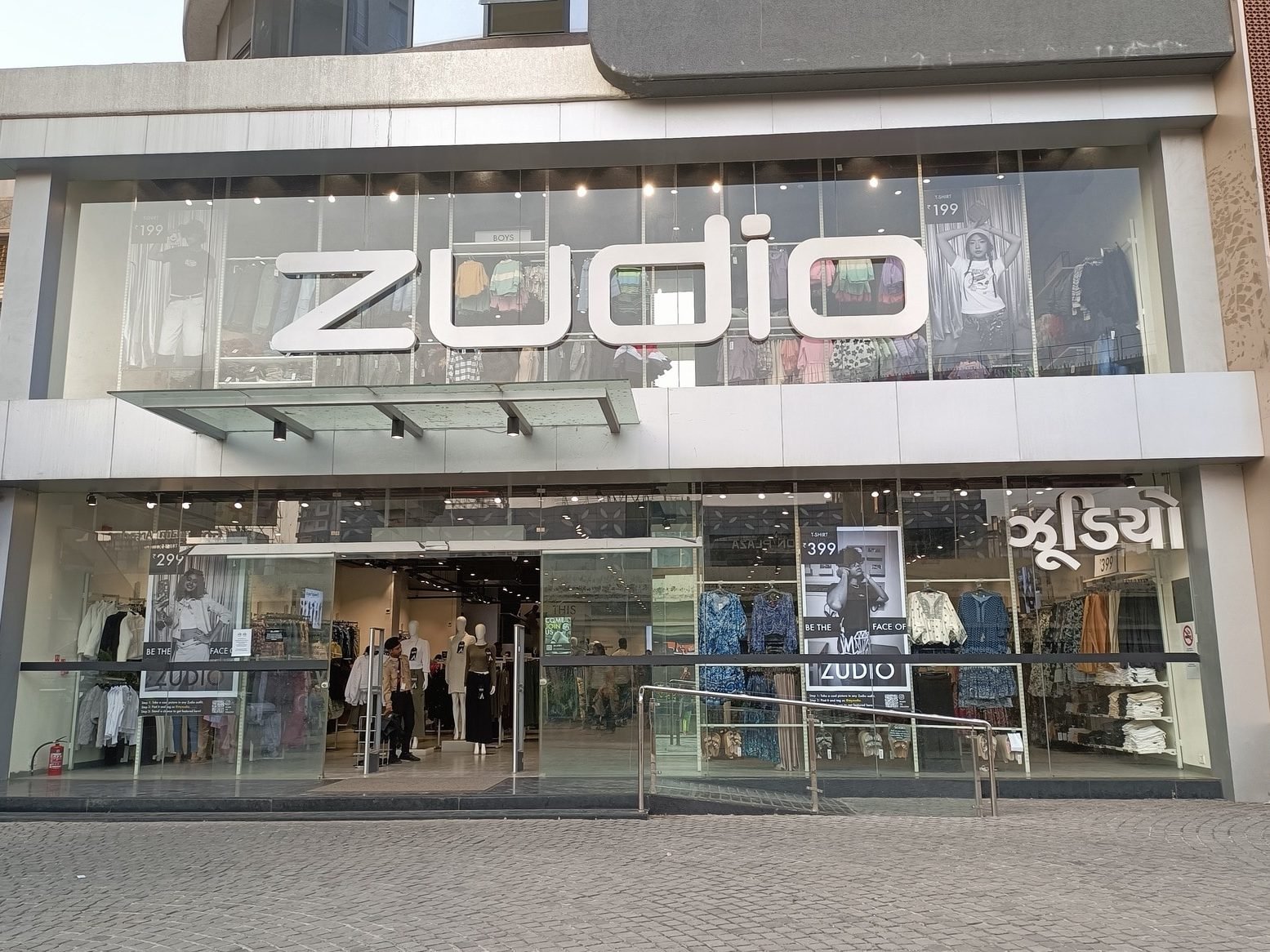 The Best Zudio in Malegaon 3 the best zudio in malegaon