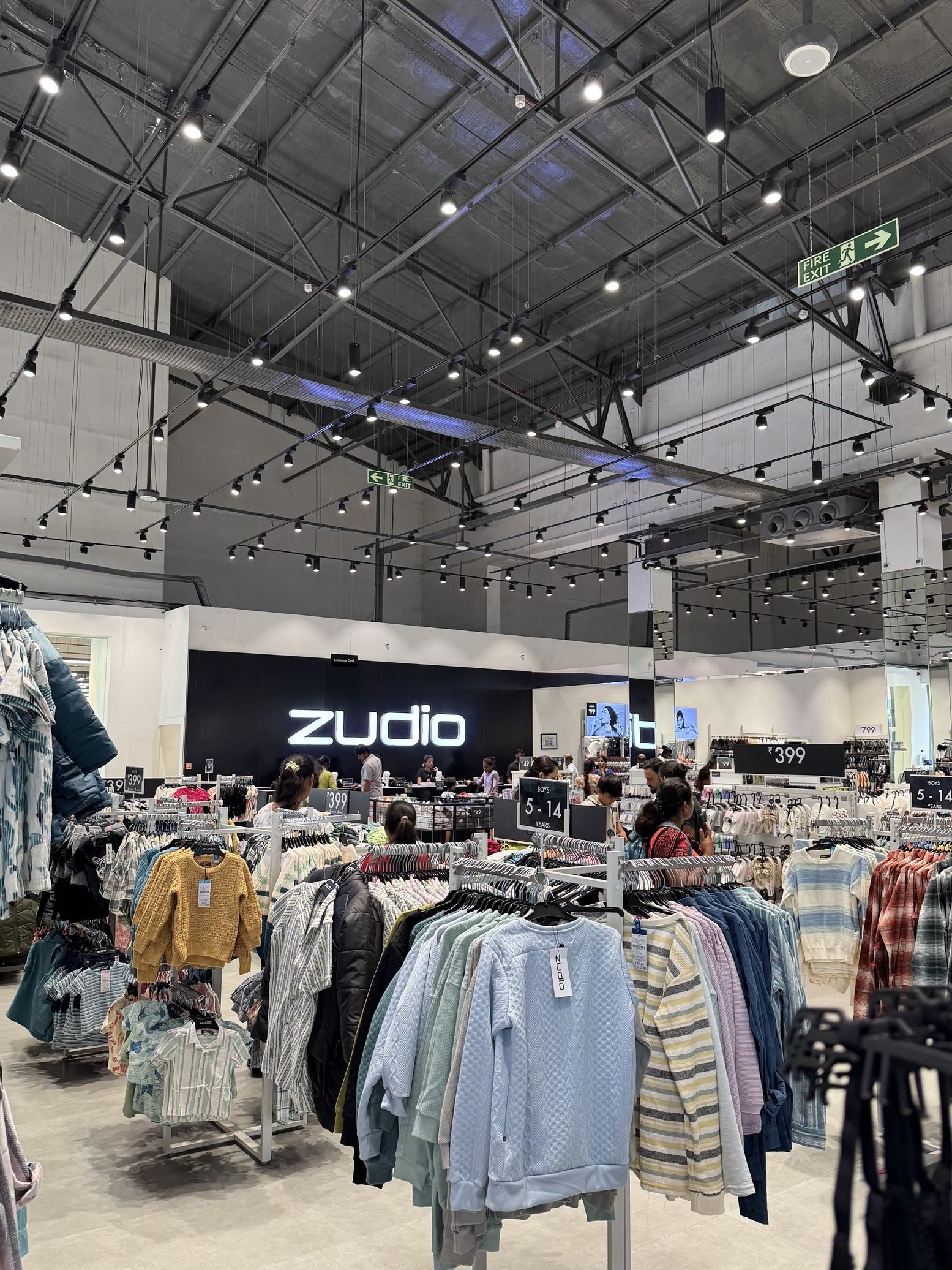 zudio centrum mall hubballi